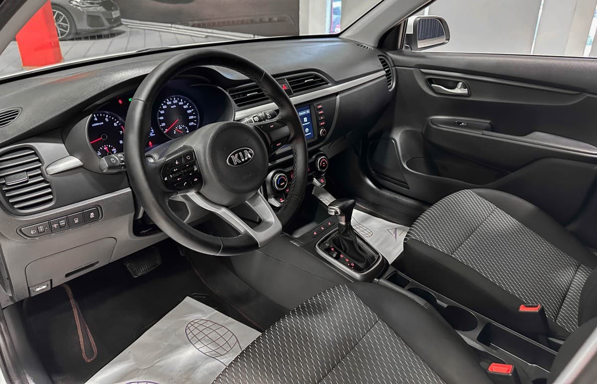 Kia Rio X-Line - фото 10