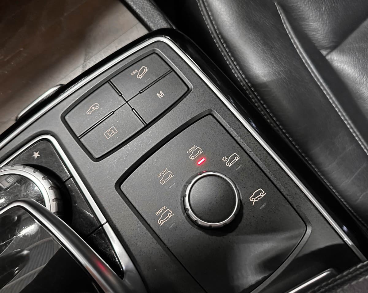 Mercedes-Benz GLS 400 4MATIC - фото 32