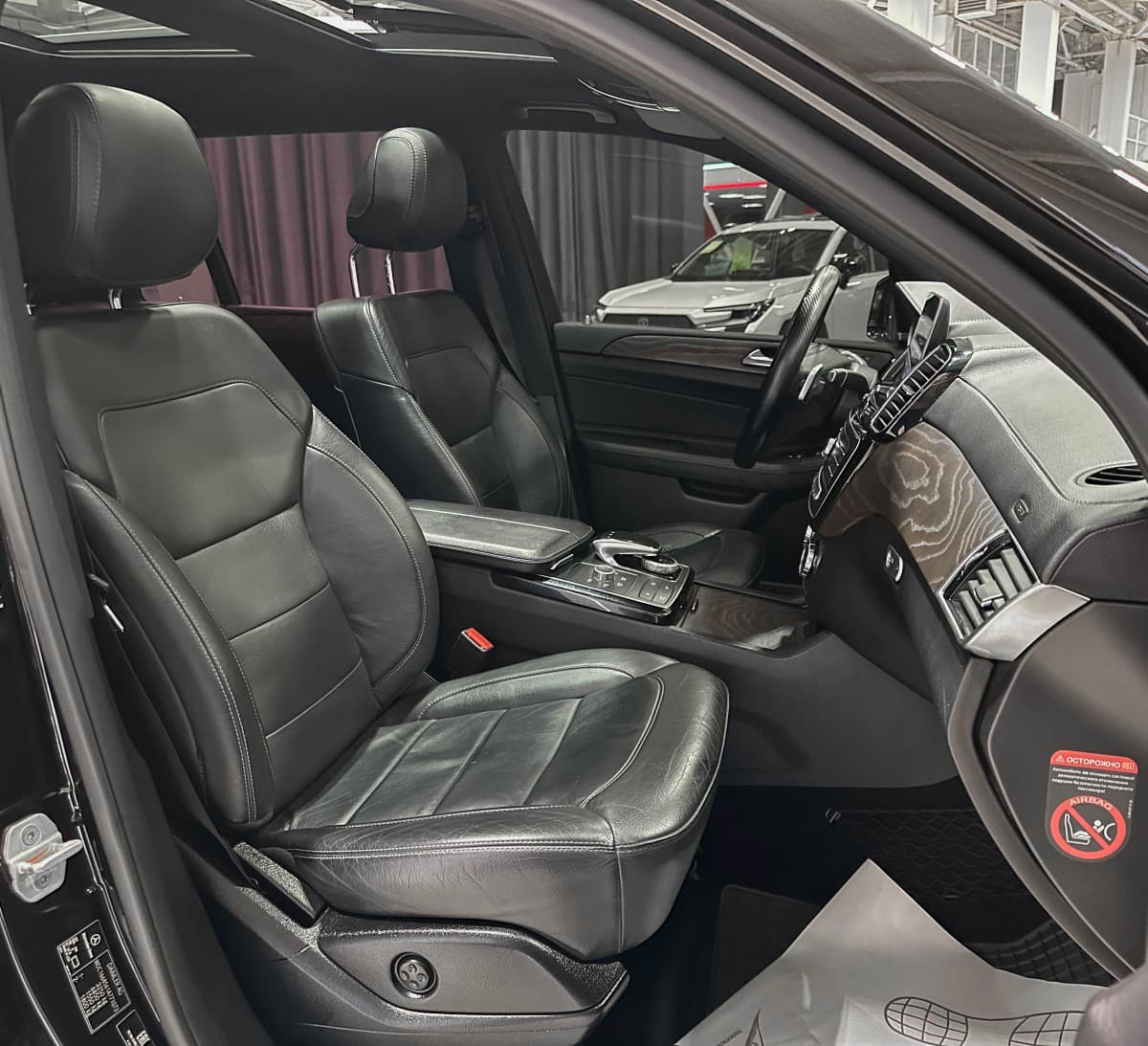 Mercedes-Benz GLS 400 4MATIC - фото 12