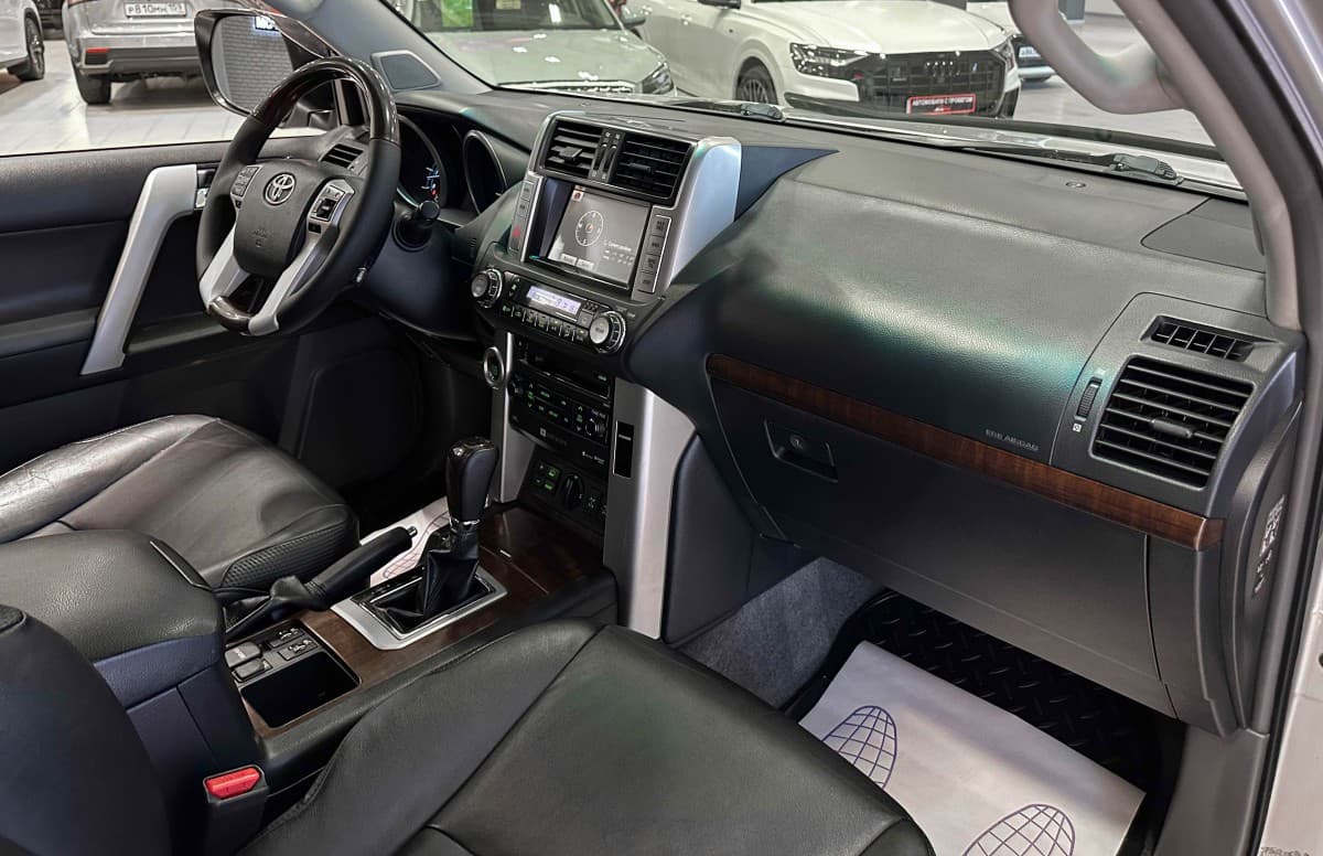 Toyota Land Cruiser Prado - фото 18
