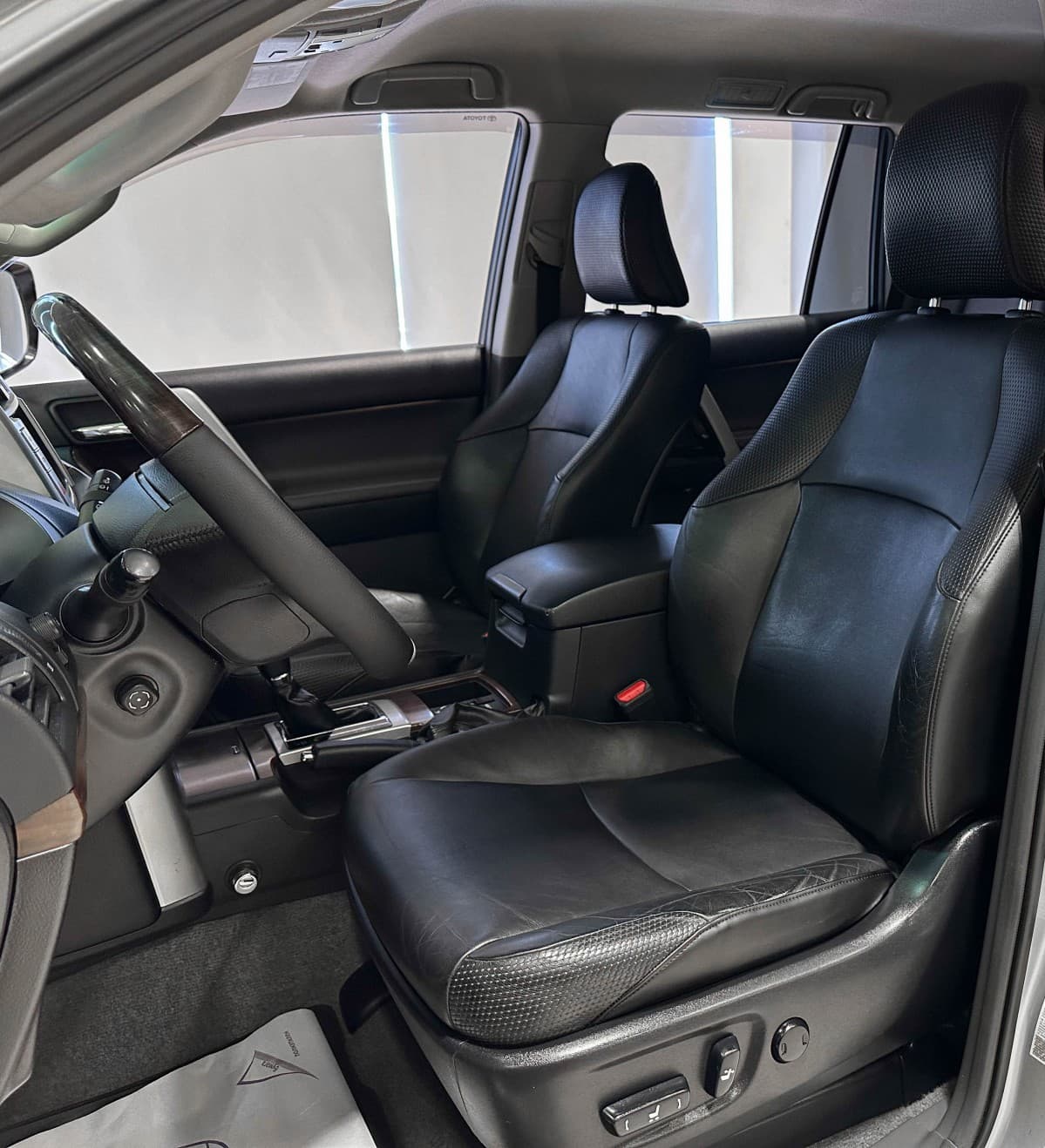 Toyota Land Cruiser Prado - фото 11