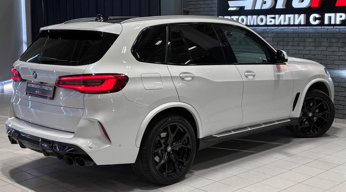 BMW X5 - фото 6