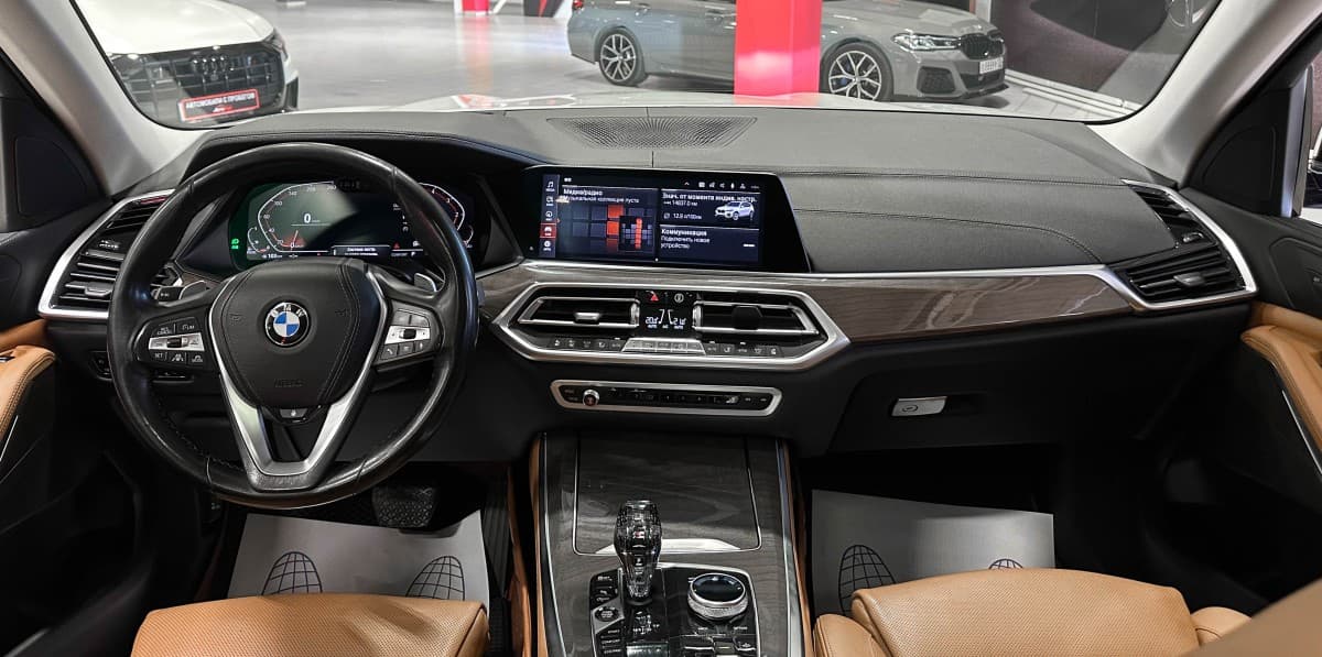 BMW X5 - фото 29