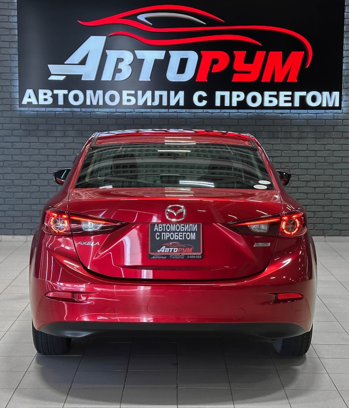 Mazda Axela - фото 7