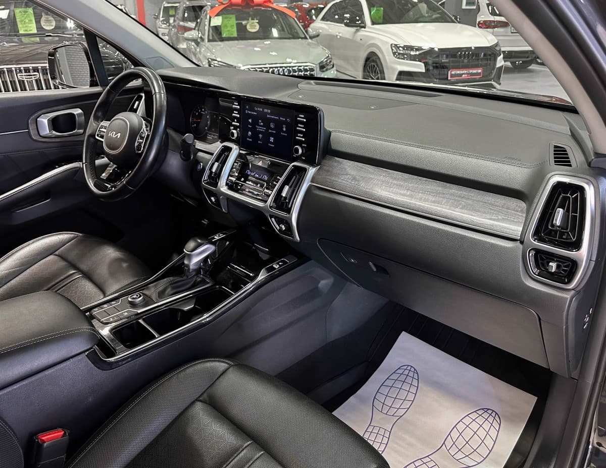 Kia Sorento - фото 13