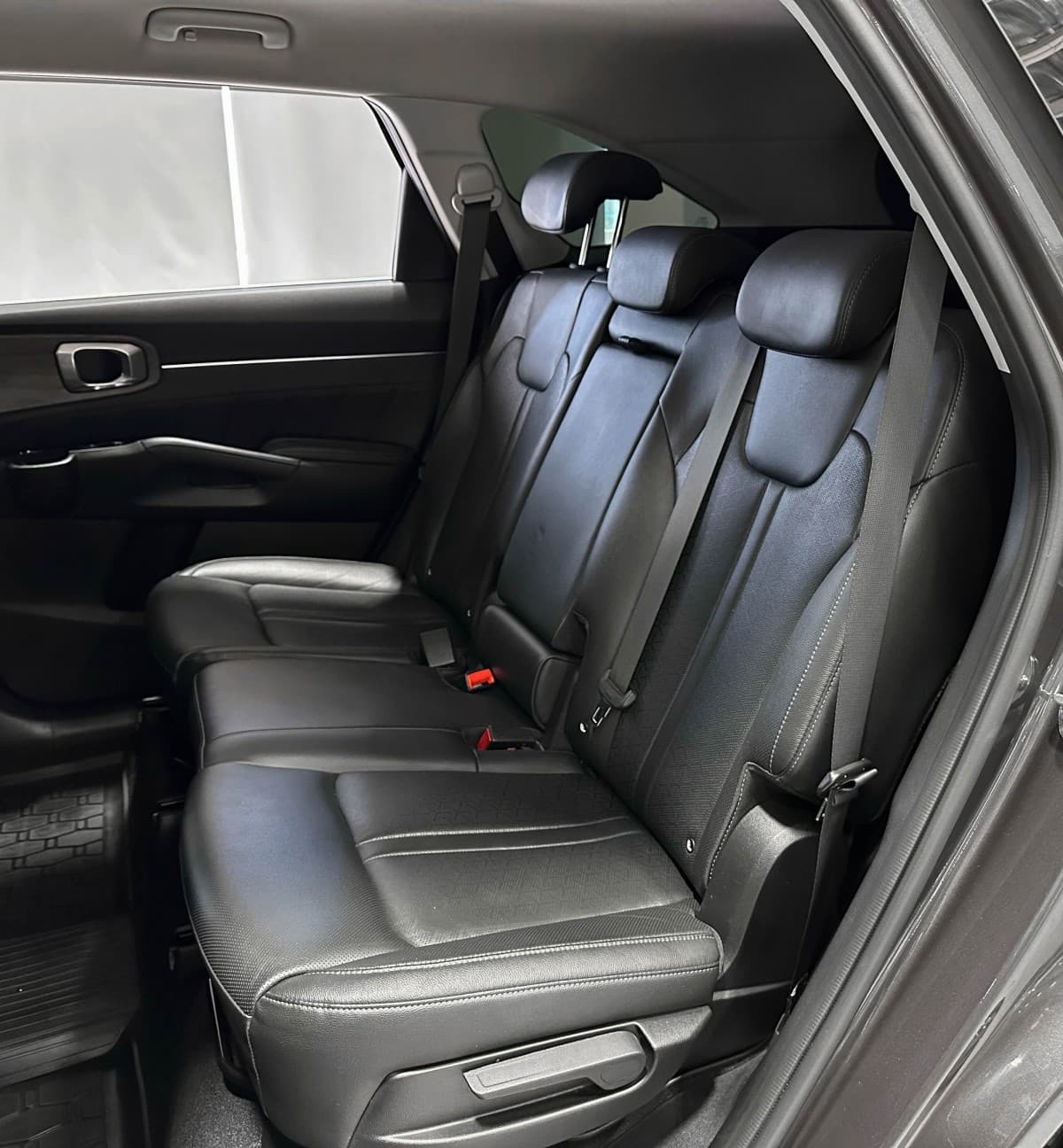 Kia Sorento - фото 10
