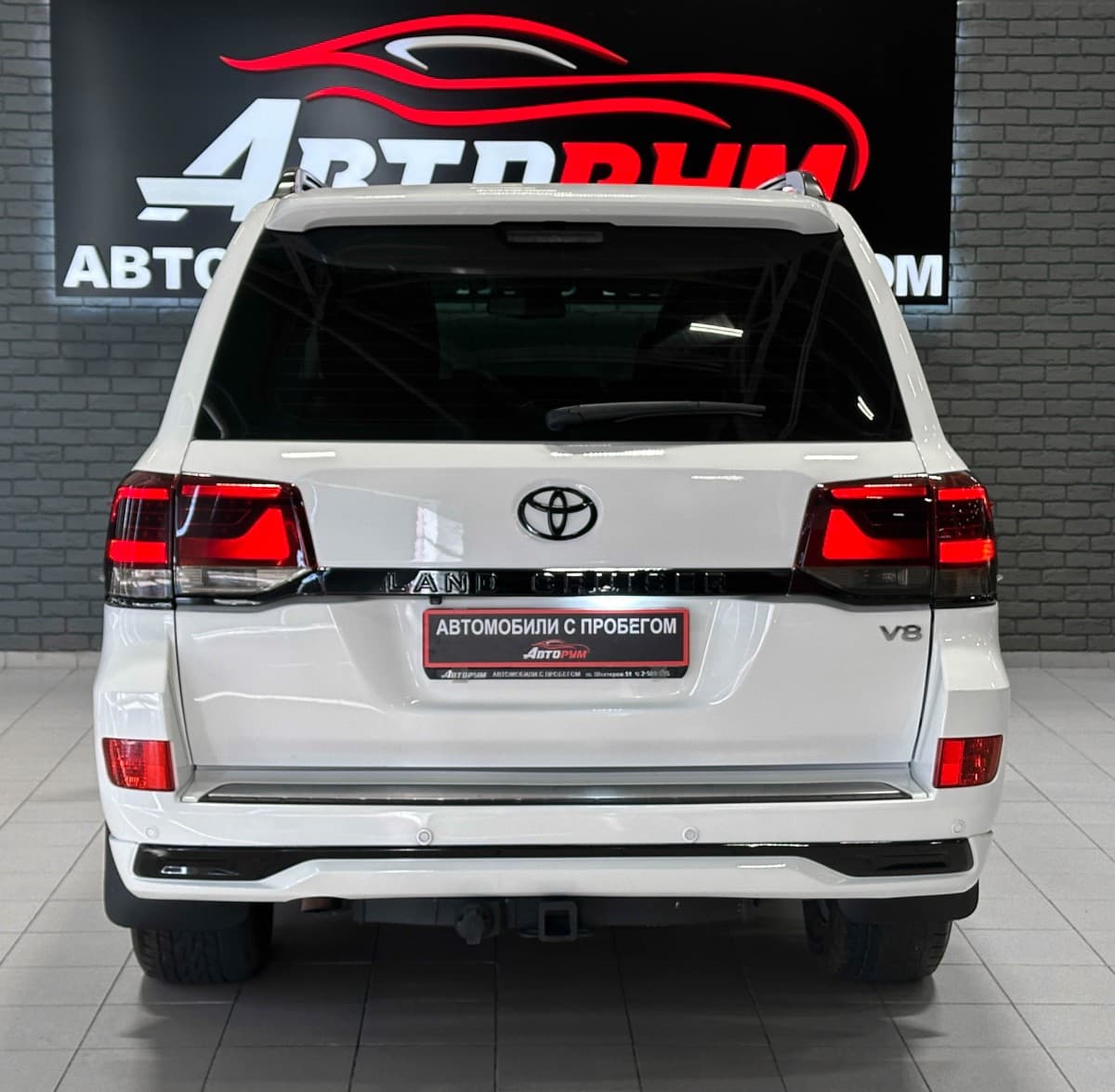 Toyota Land Cruiser 200 - фото 7