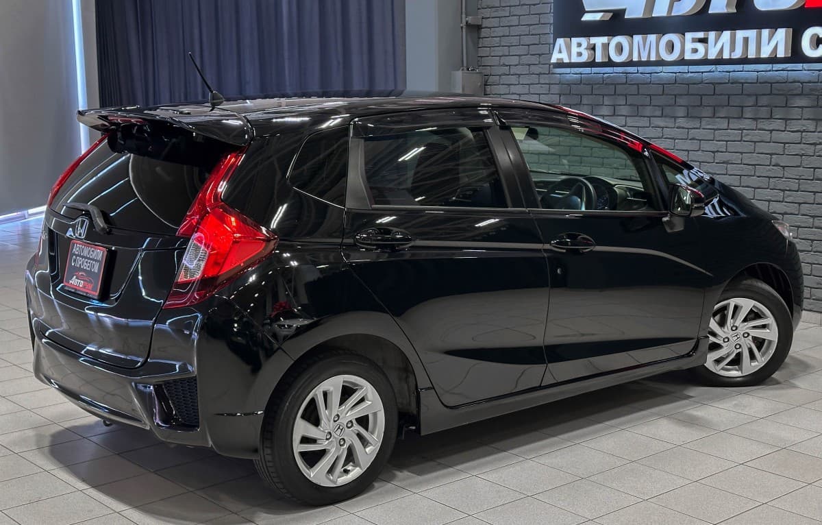 Honda Fit - фото 6