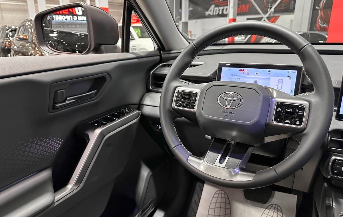 Toyota RAV4 - фото 27
