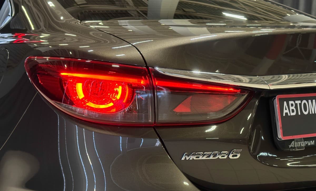 Mazda 6 - фото 8