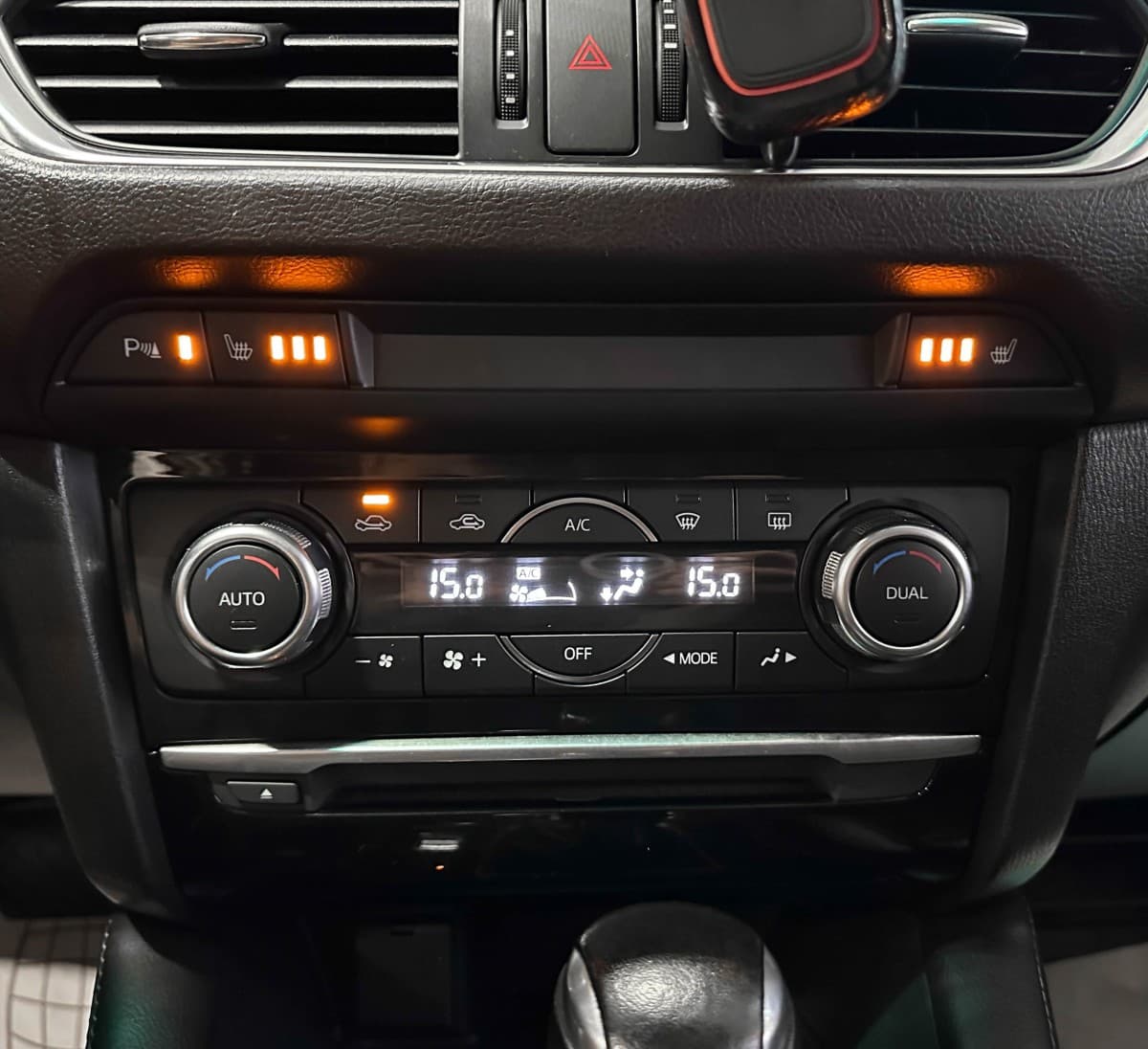 Mazda 6 - фото 25