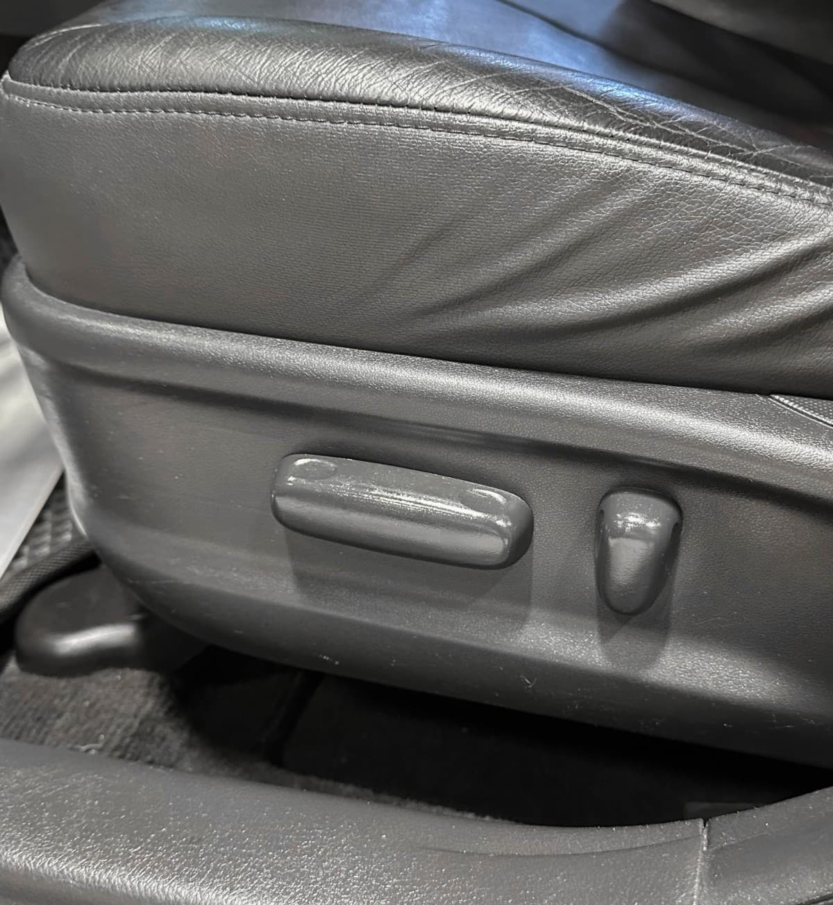 Toyota Camry - фото 24