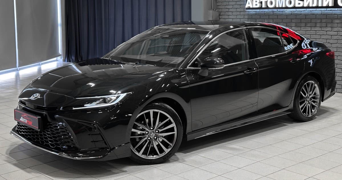 Toyota Camry - 2