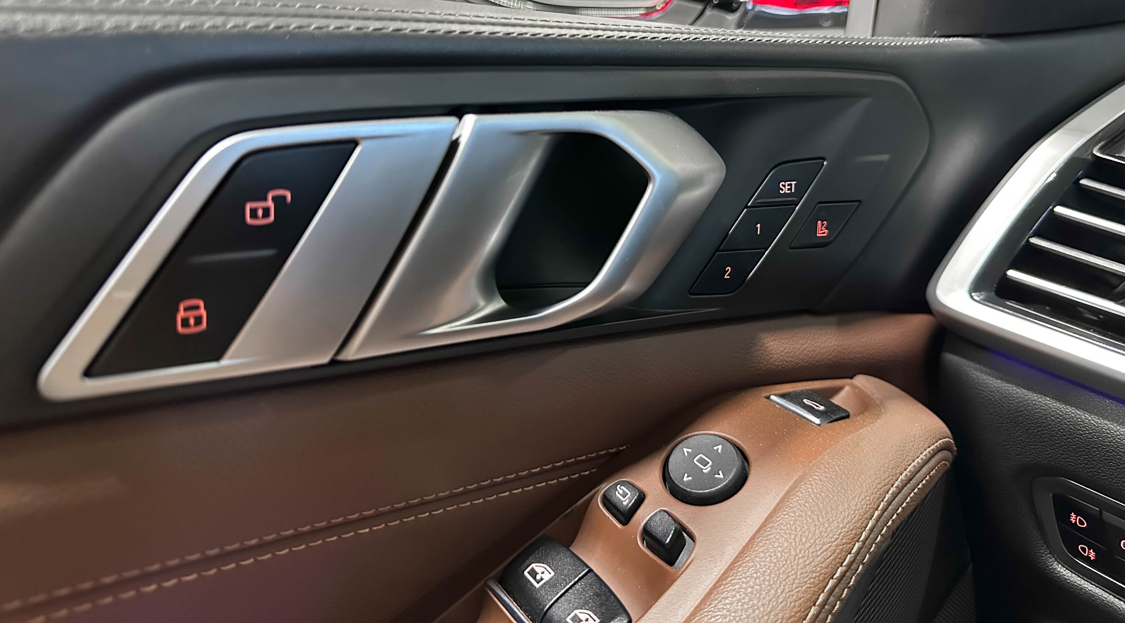 BMW X5 - фото 20