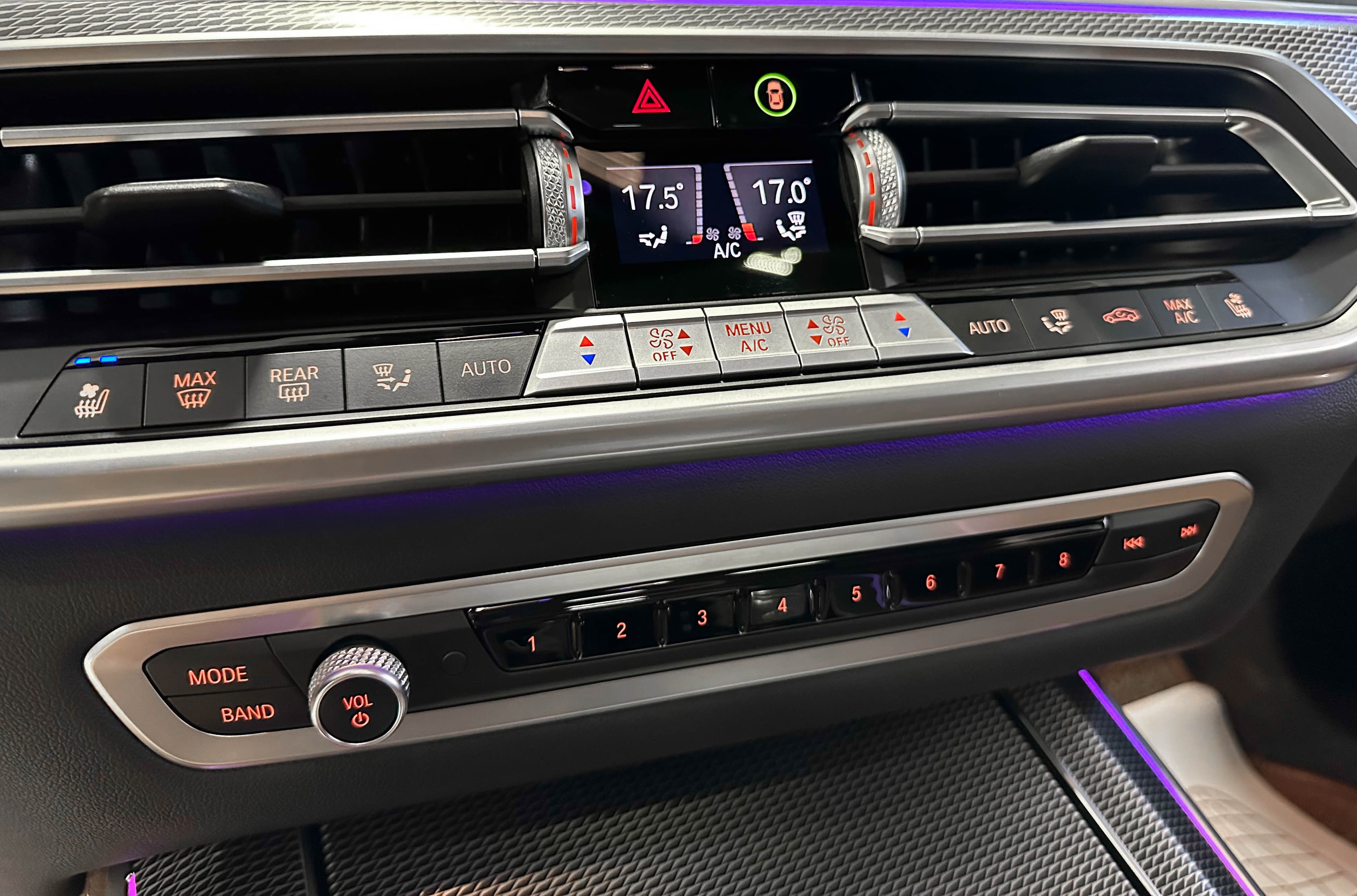 BMW X5 - фото 29
