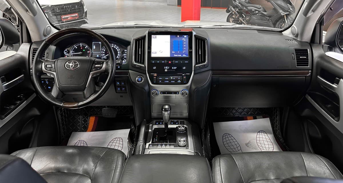 Toyota Land Cruiser 200 - фото 29