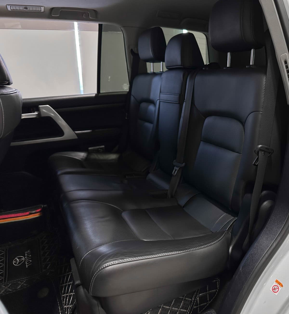 Toyota Land Cruiser 200 - фото 13