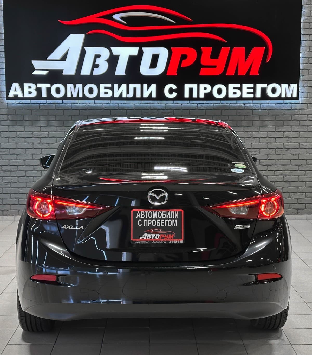 Mazda Axela - фото 7