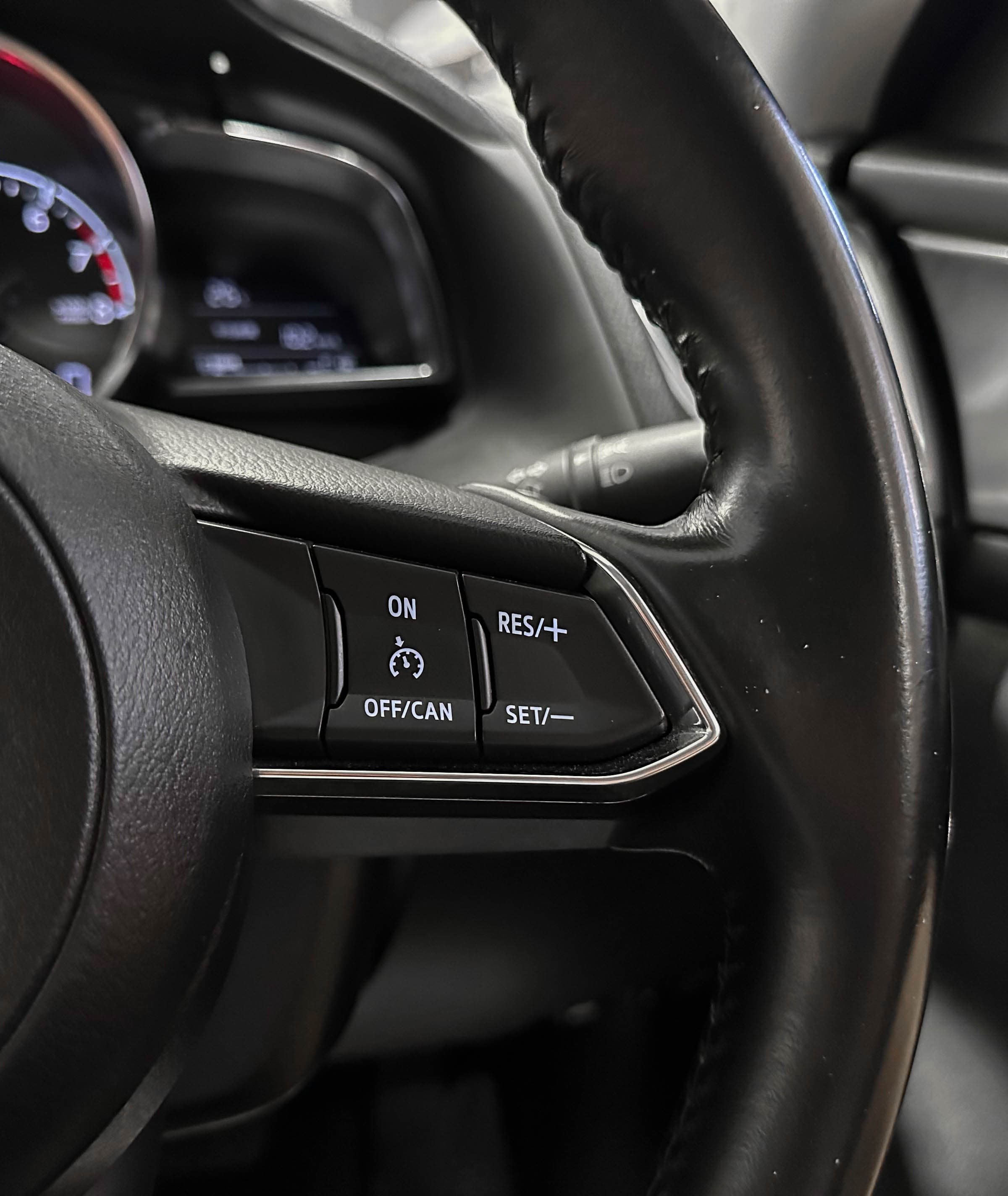 Mazda Axela - фото 20