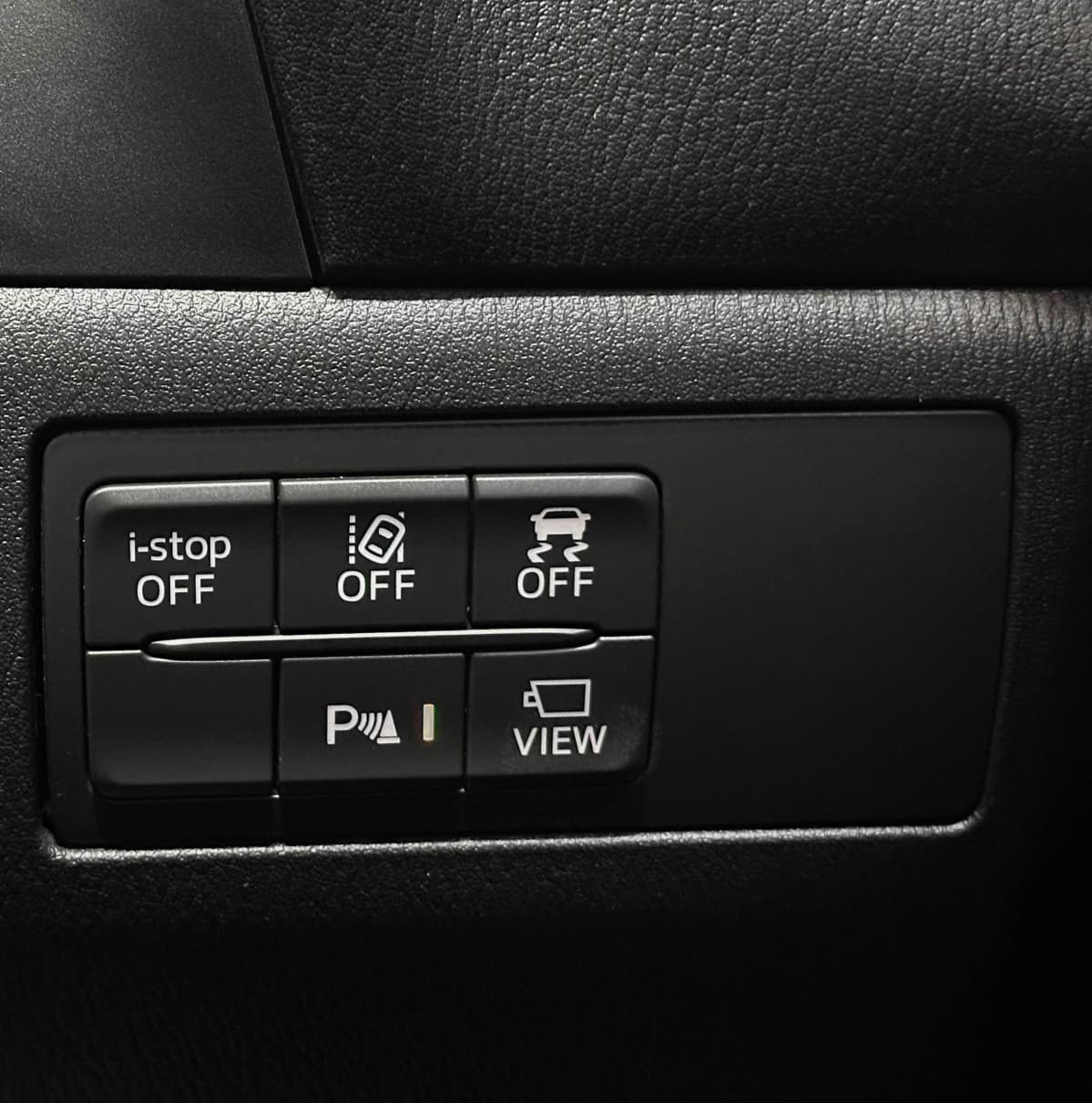 Mazda Axela - фото 21