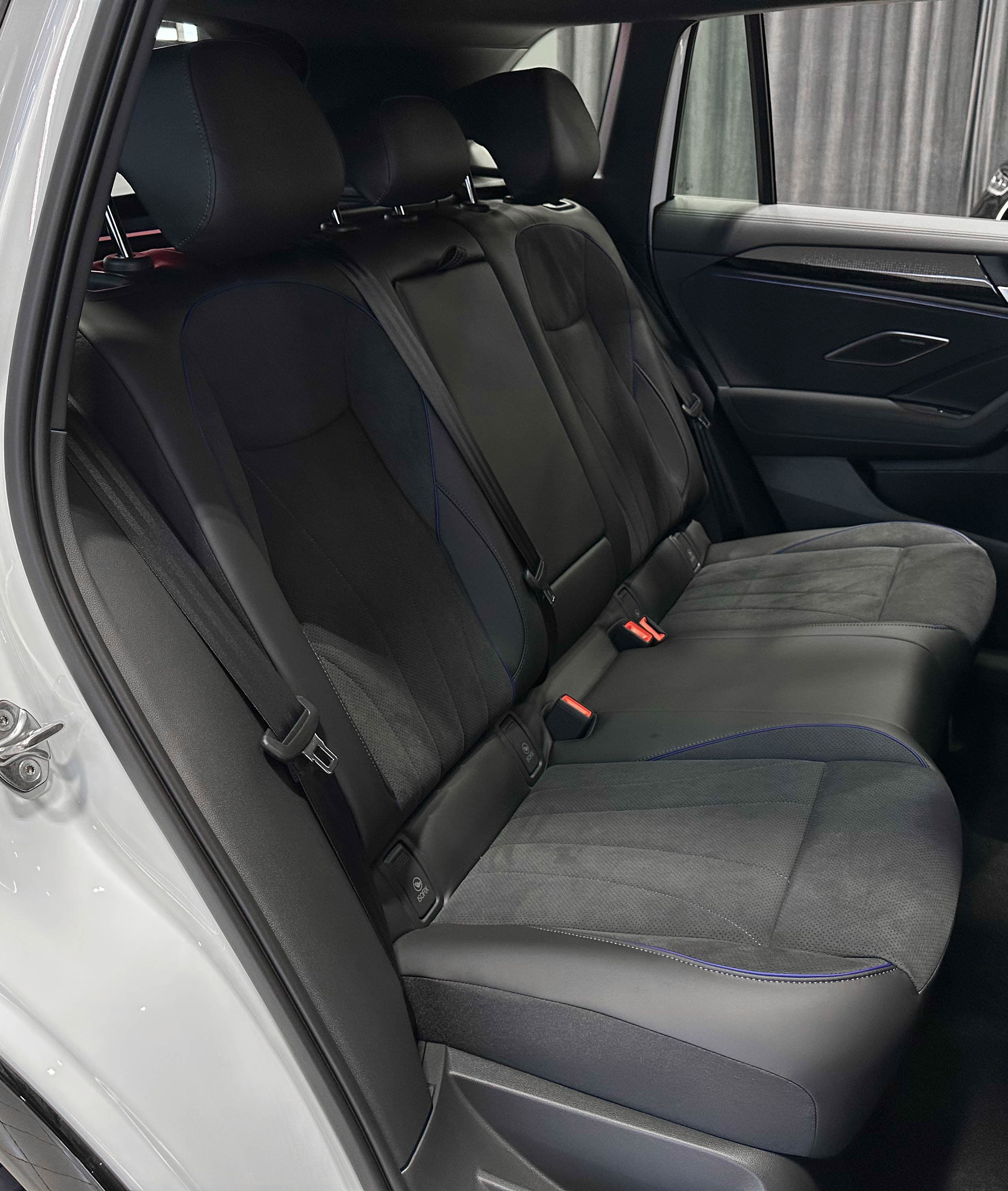 Volkswagen Tiguan L - фото 16