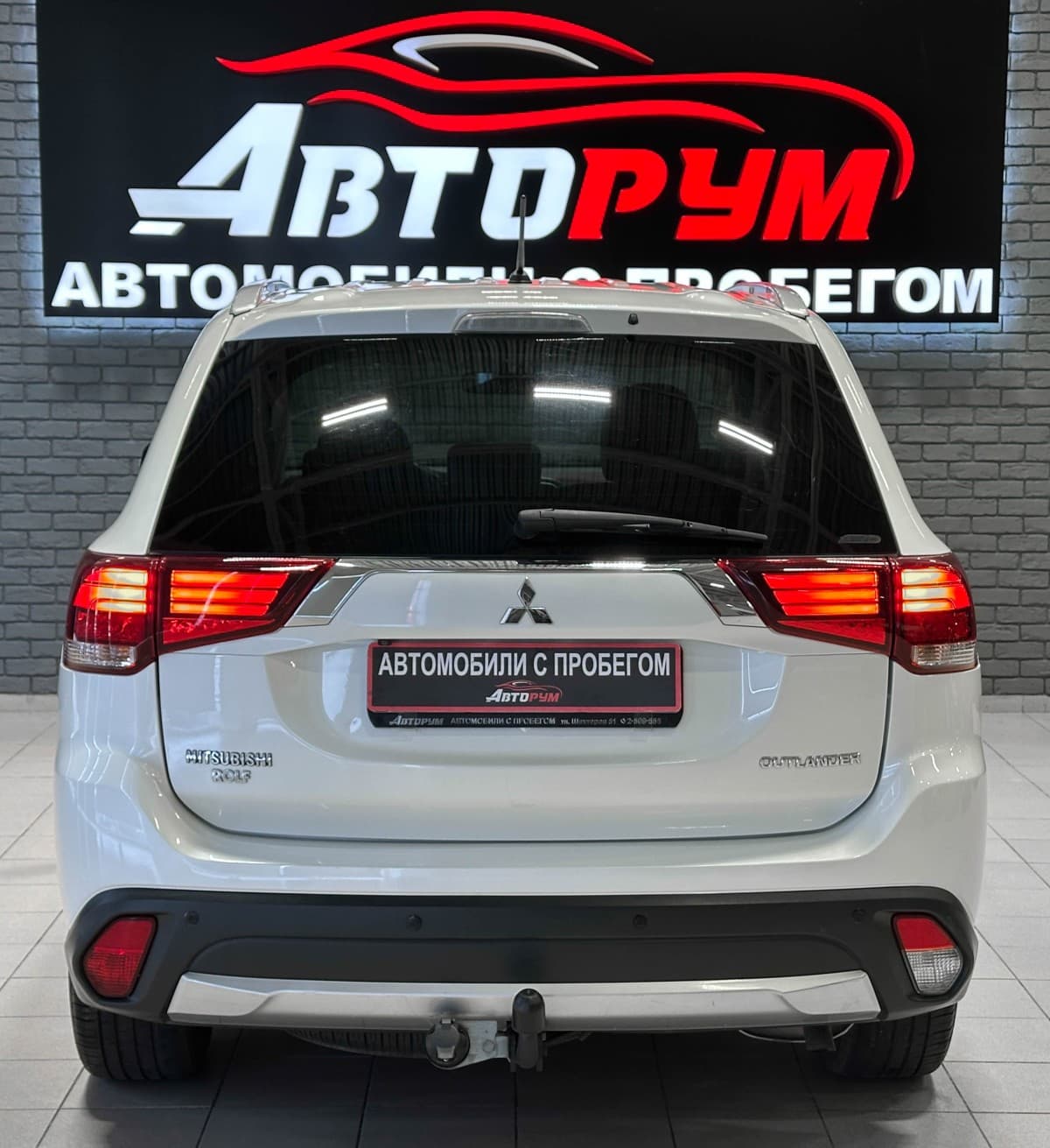 Mitsubishi Outlander - фото 8