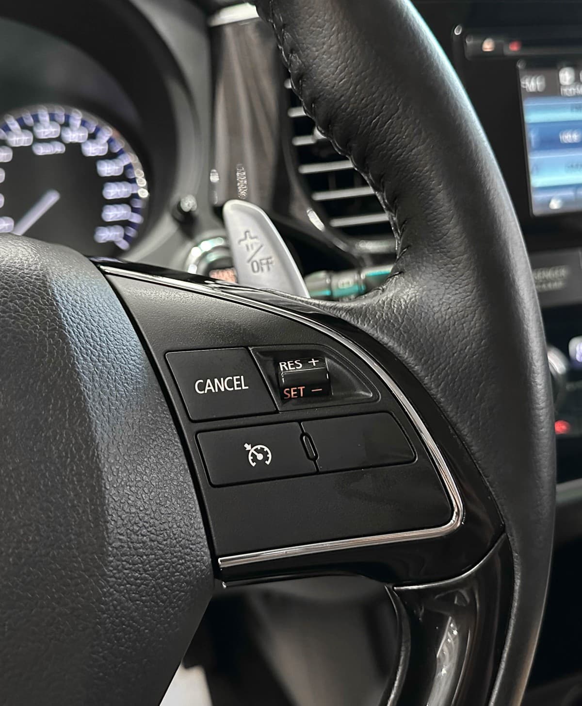 Mitsubishi Outlander - фото 21