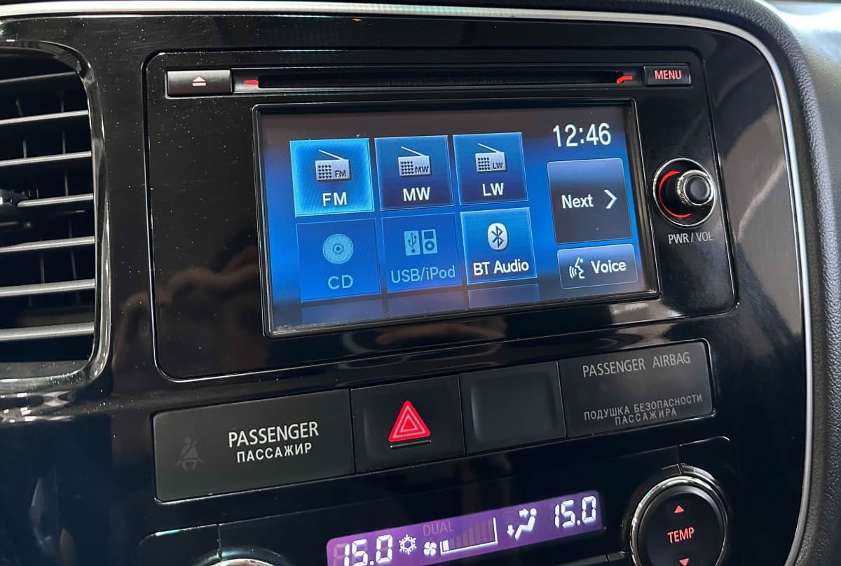 Mitsubishi Outlander - фото 22