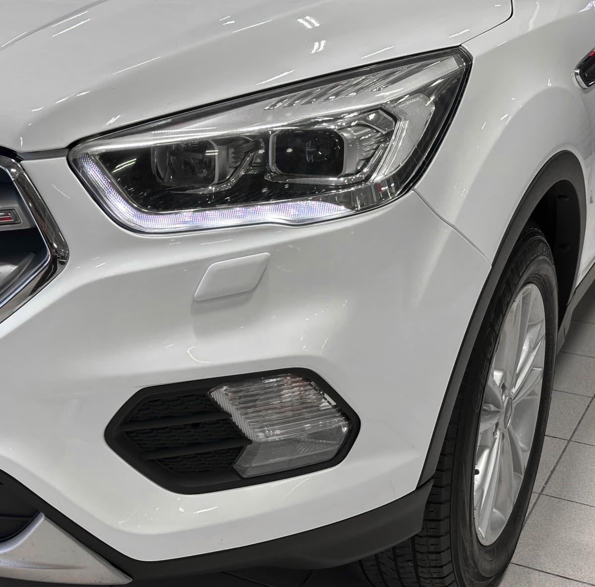 Ford Kuga - 4