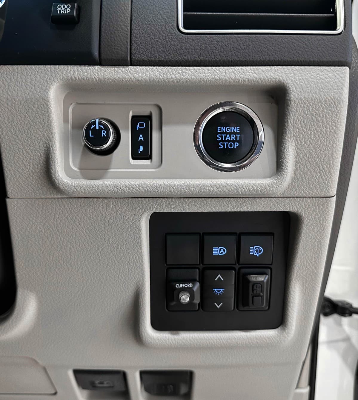 Toyota Land Cruiser Prado - фото 18