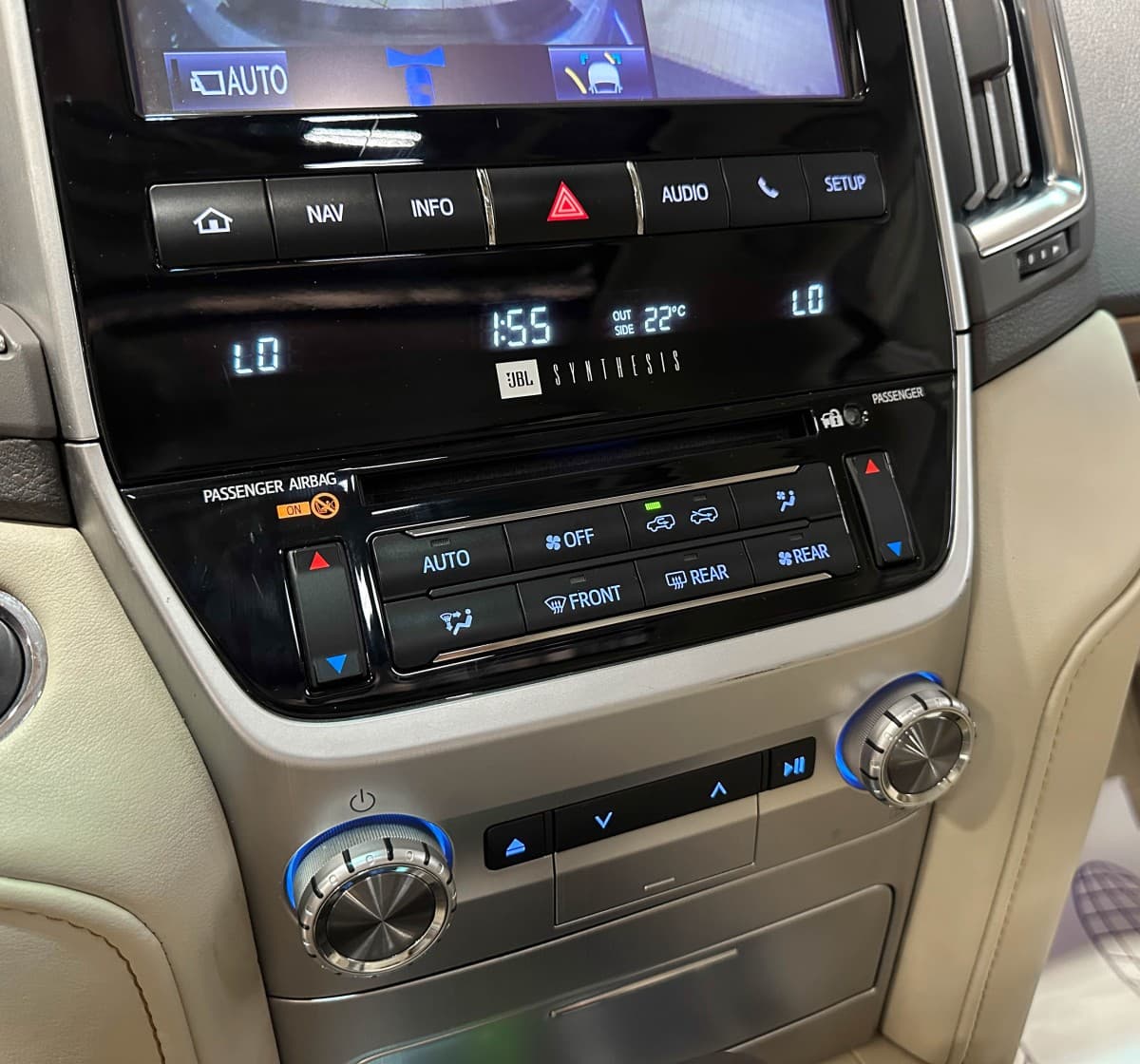 Toyota Land Cruiser 200 - фото 26