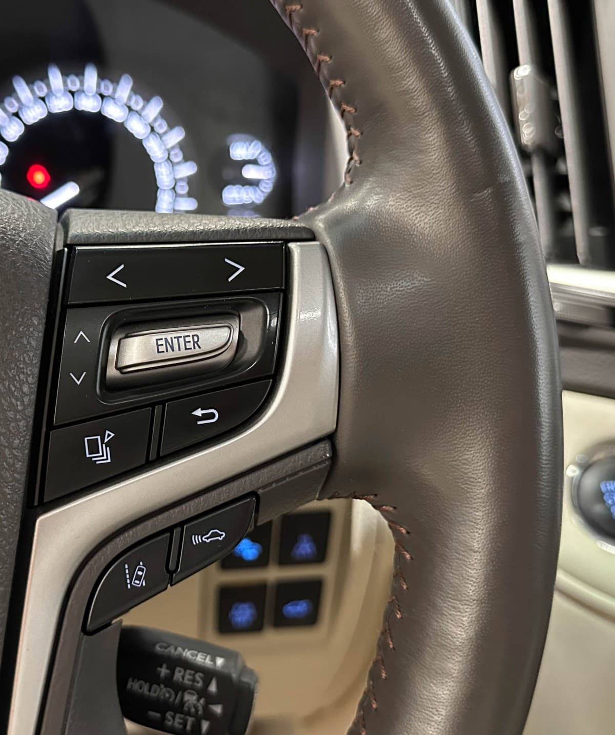 Toyota Land Cruiser 200 - фото 22