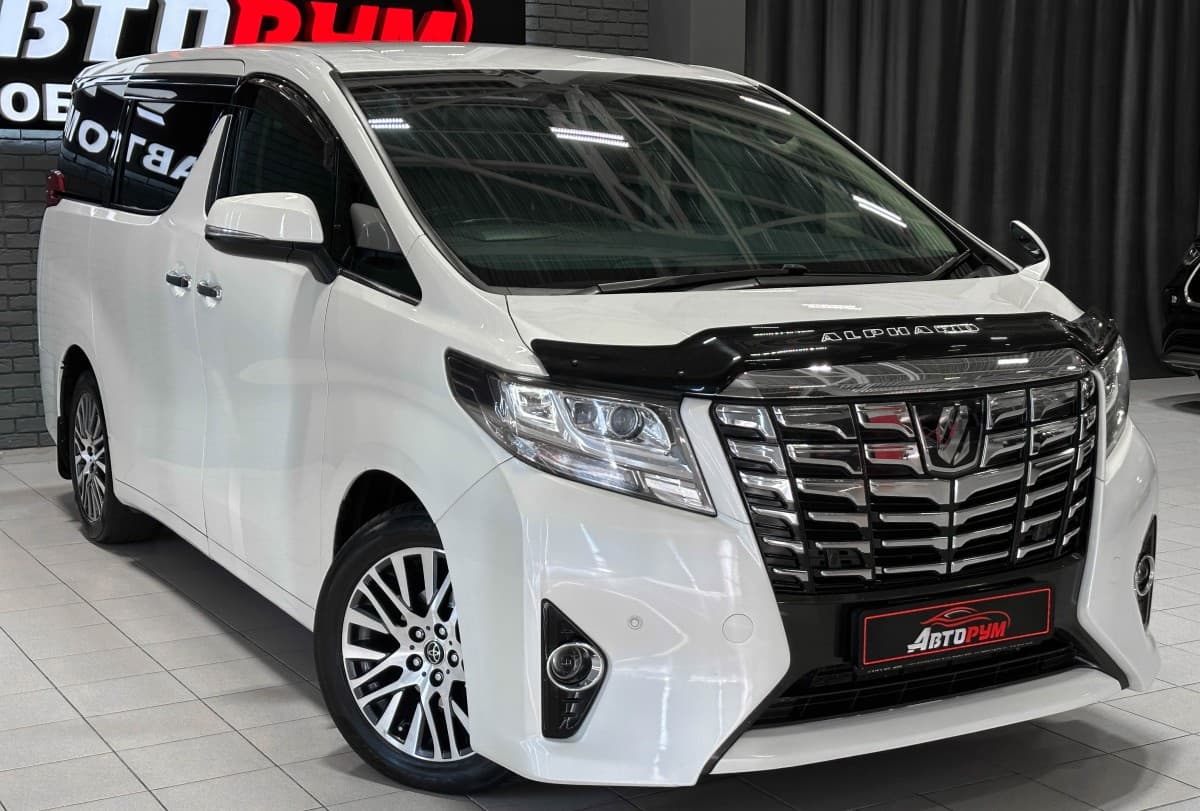 Toyota Alphard - 5