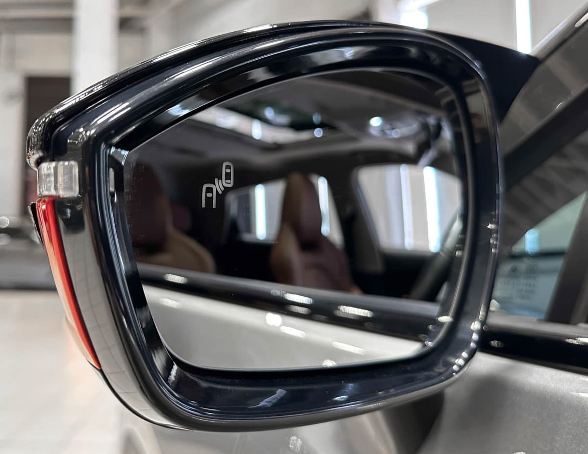 Omoda C5 - фото 25