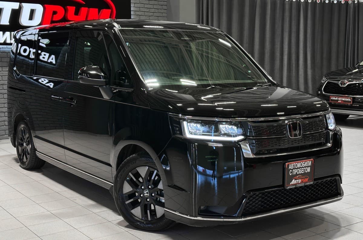 Honda Stepwgn - 5