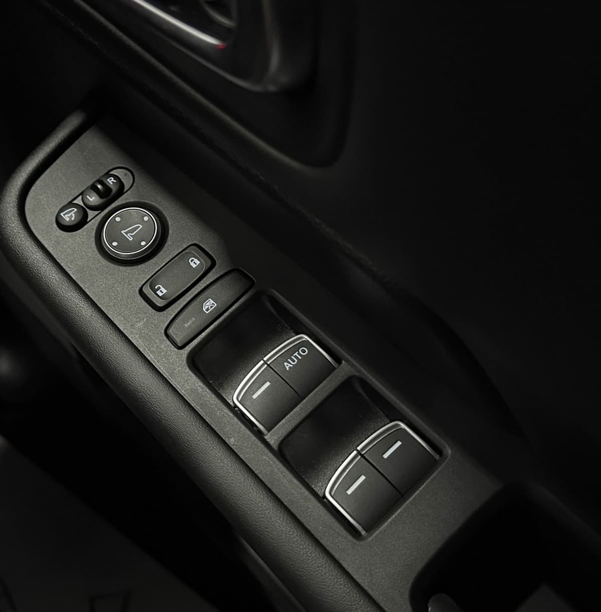 Honda Stepwgn - фото 18