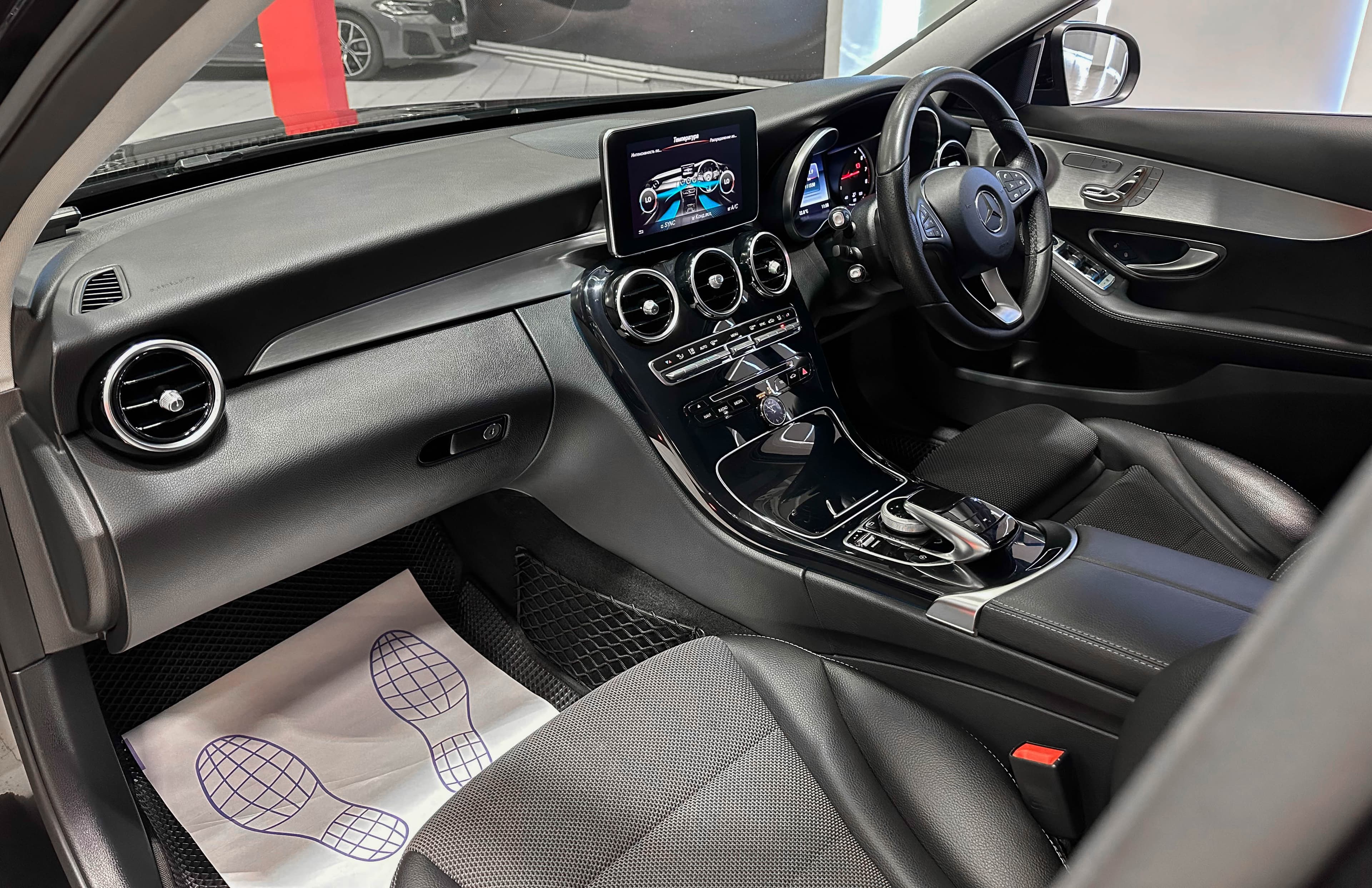 Mercedes-Benz C-Класс - фото 16