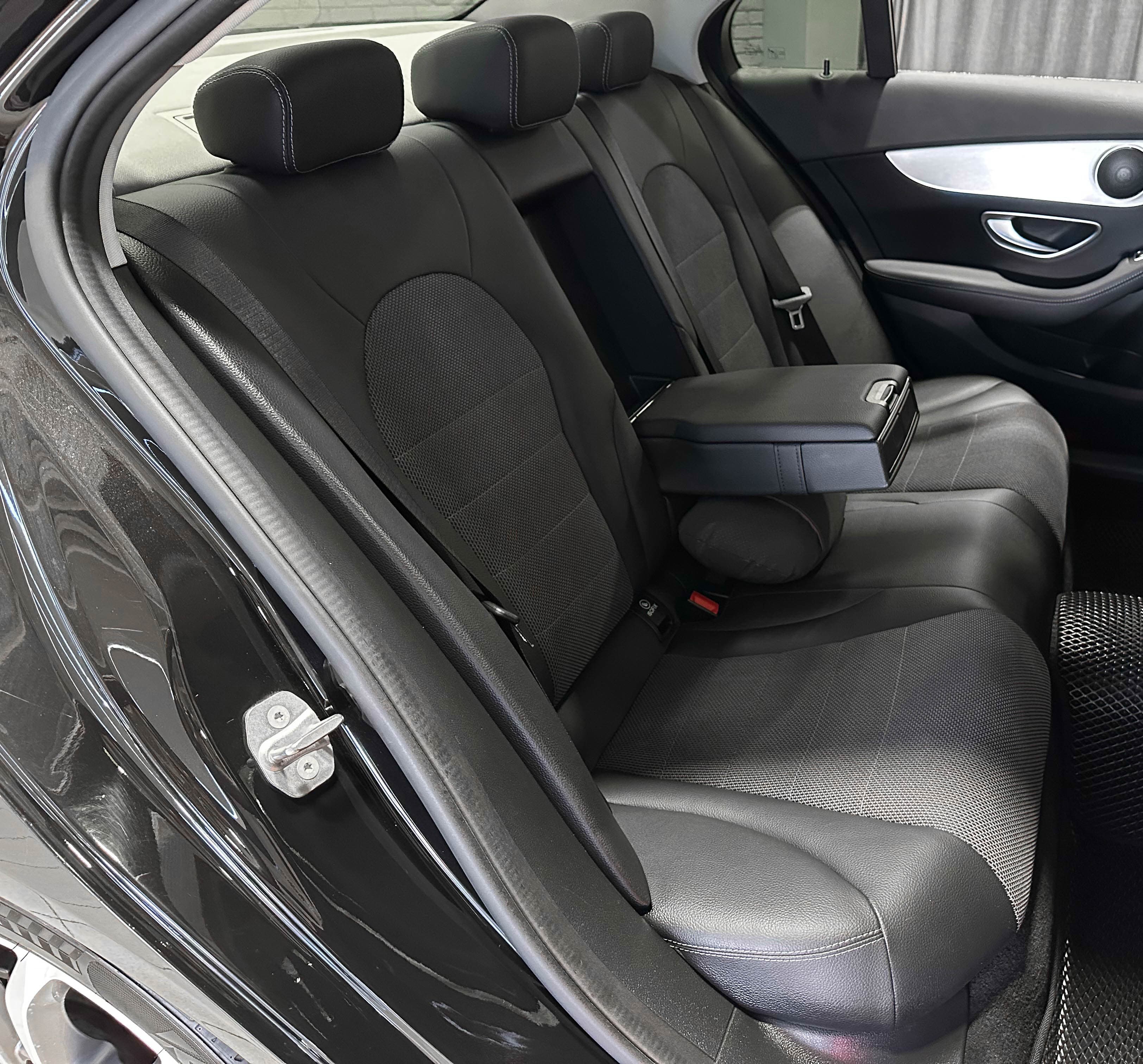 Mercedes-Benz C-Класс - фото 12
