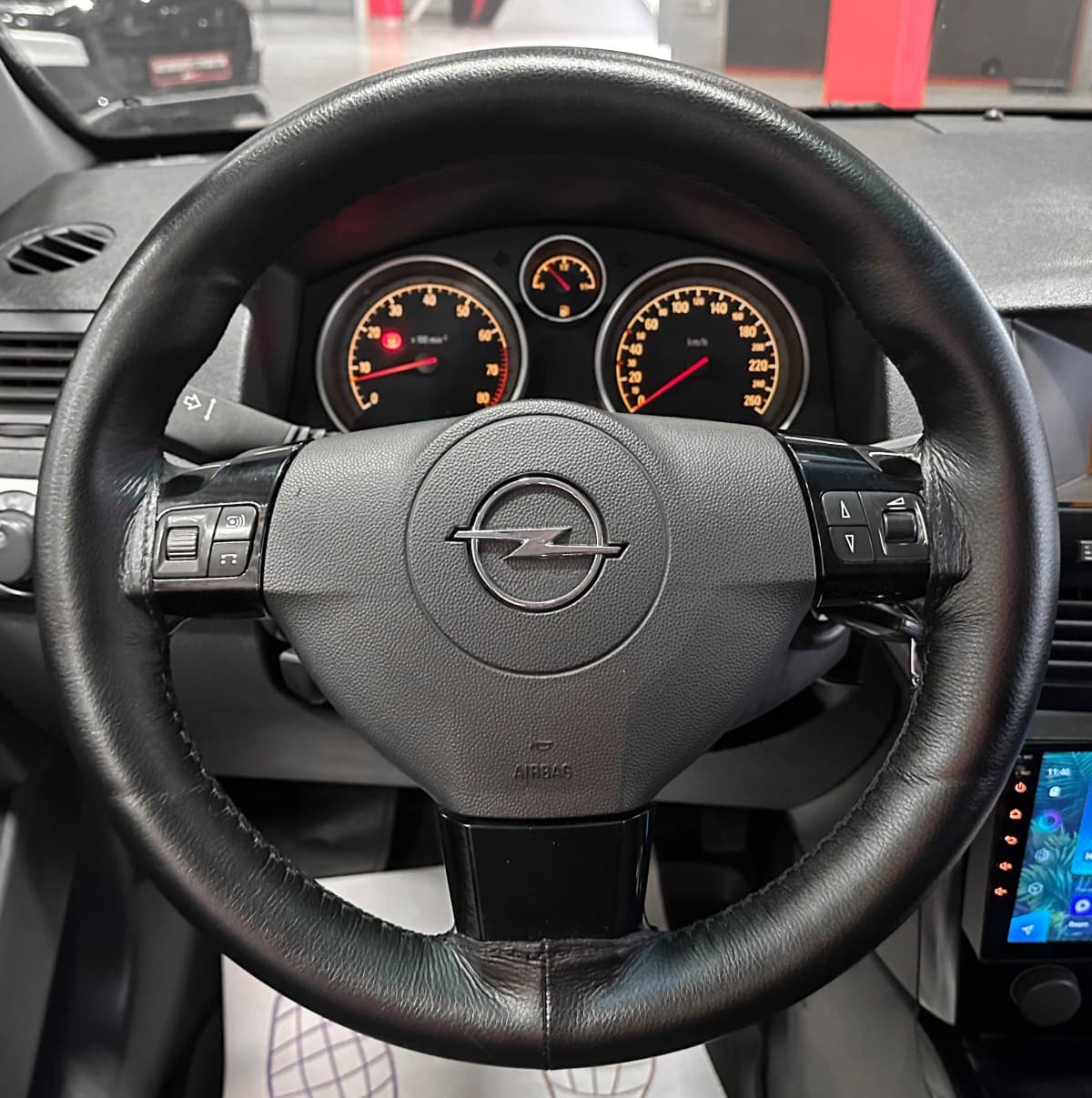 Opel Astra - фото 25