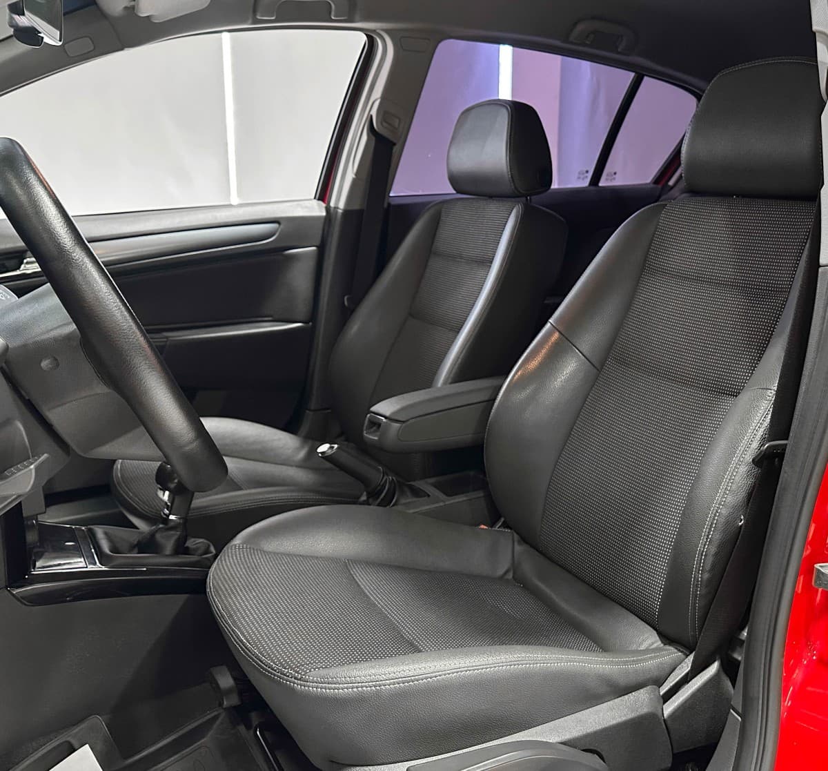 Opel Astra - фото 15