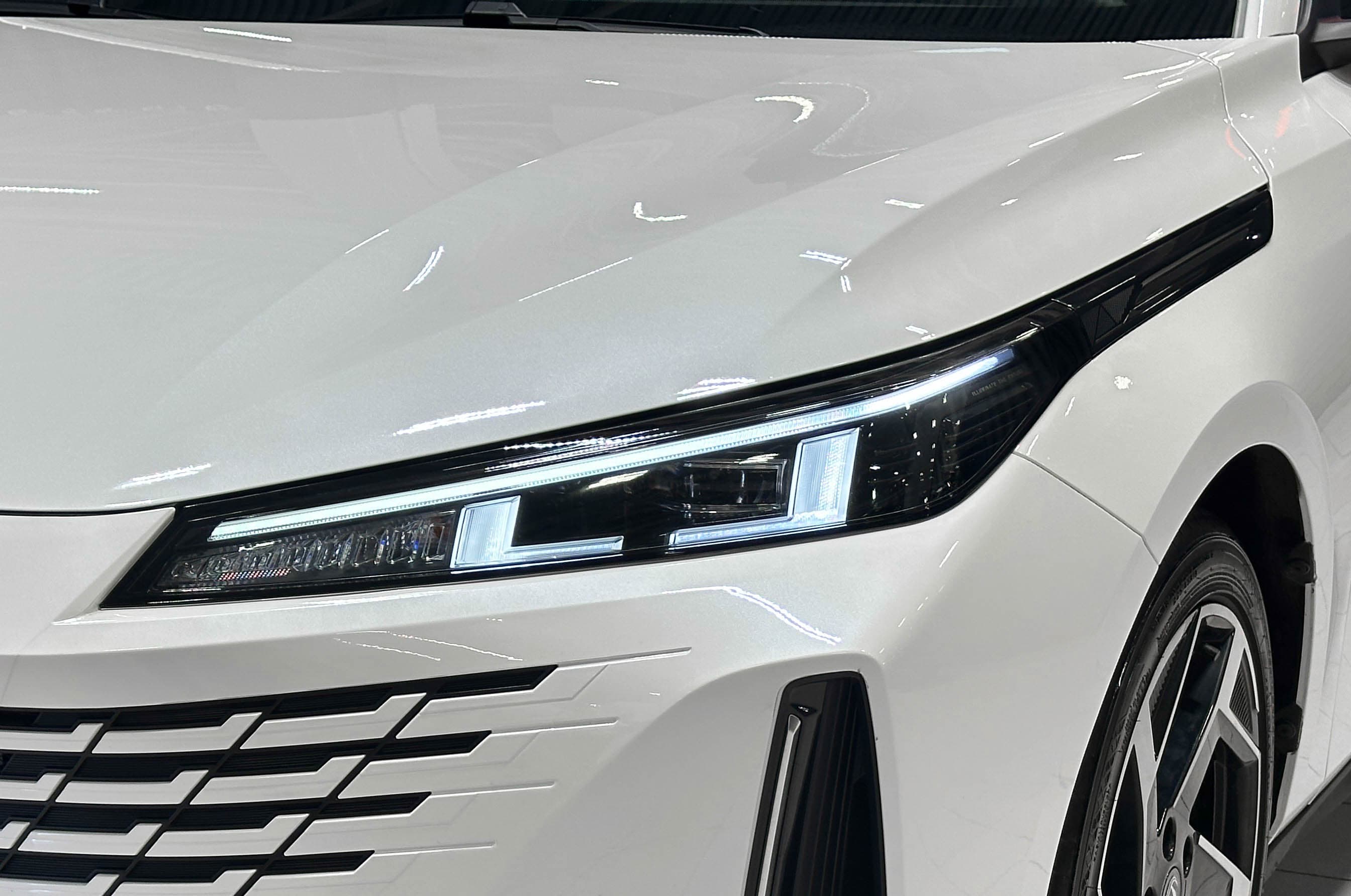 Changan Lamore - 5