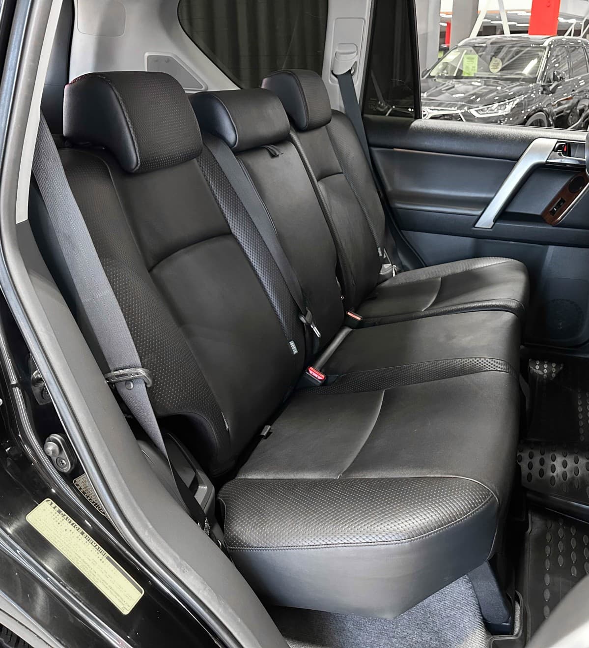 Toyota Land Cruiser Prado - фото 16