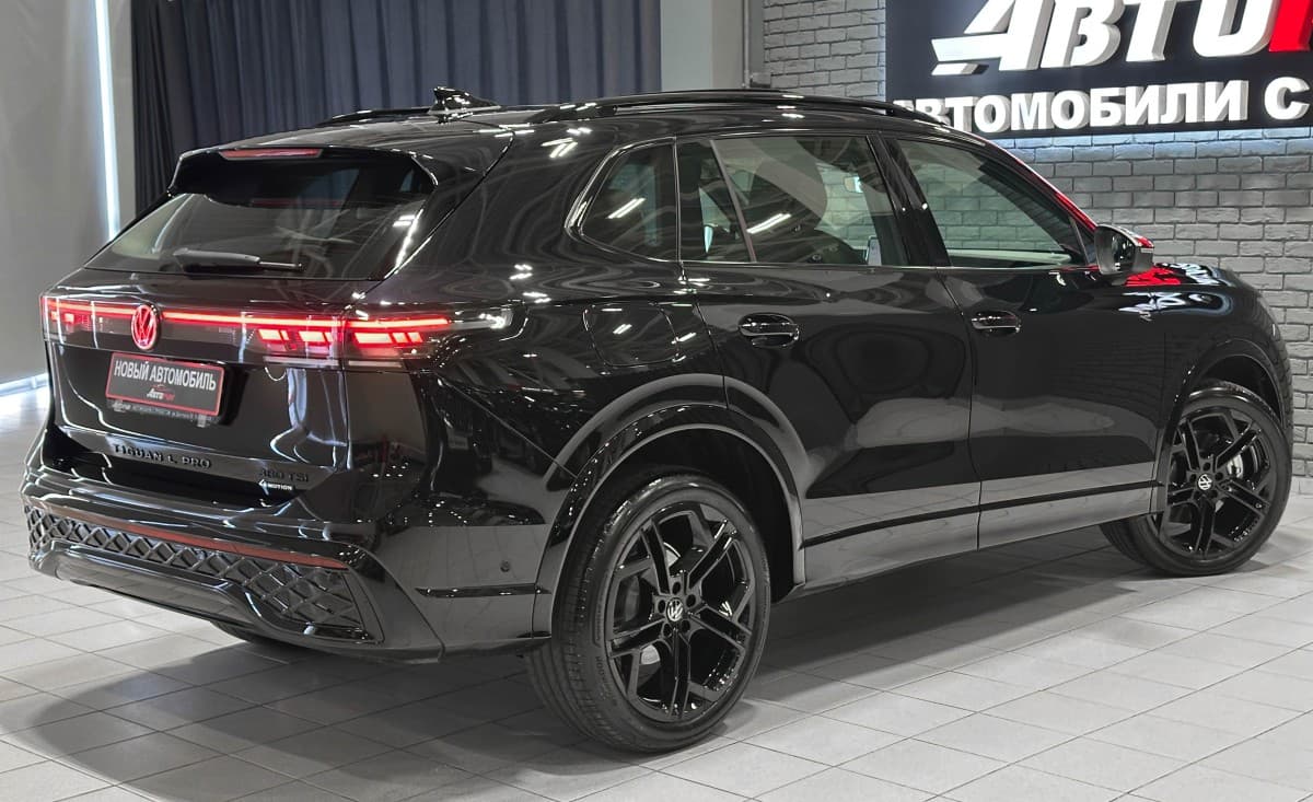 Volkswagen Tiguan L - фото 6