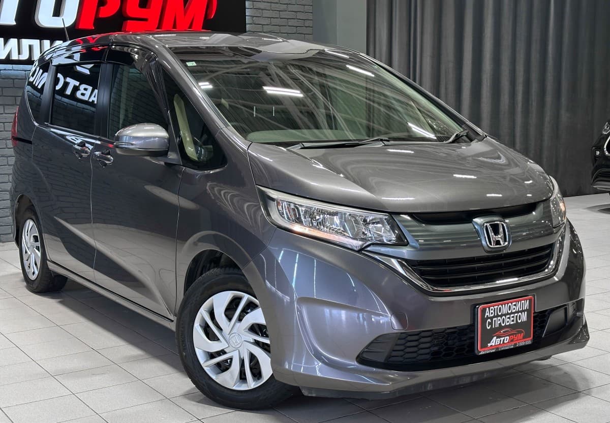 Honda Freed+ - 4