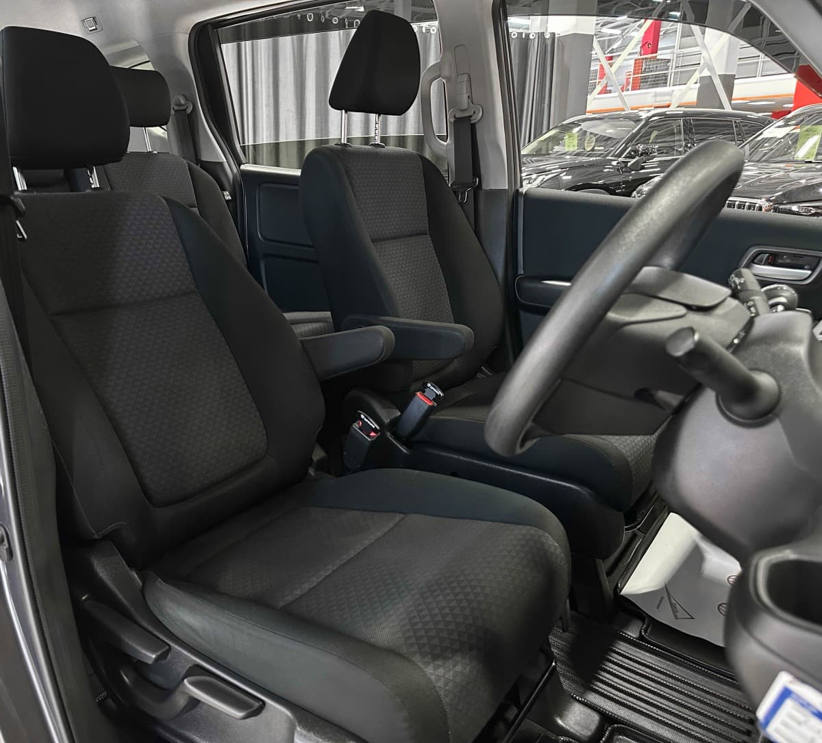 Honda Freed+ - фото 10