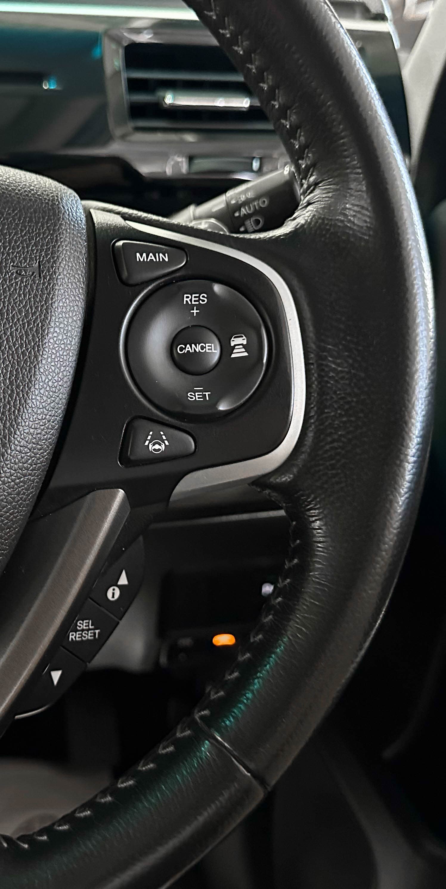 Honda Stepwgn SPADA - фото 23