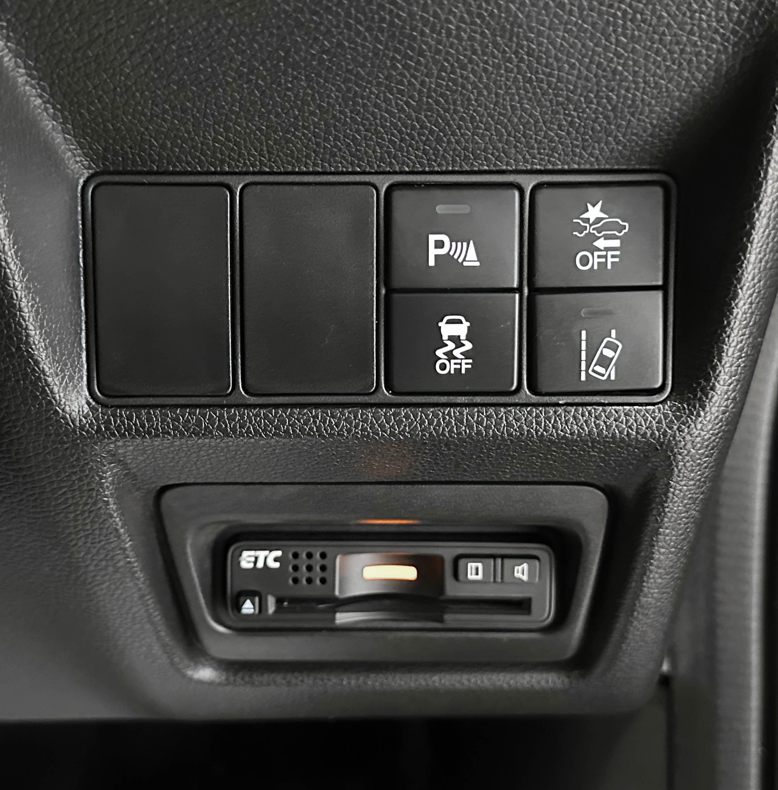Honda Stepwgn SPADA - фото 20