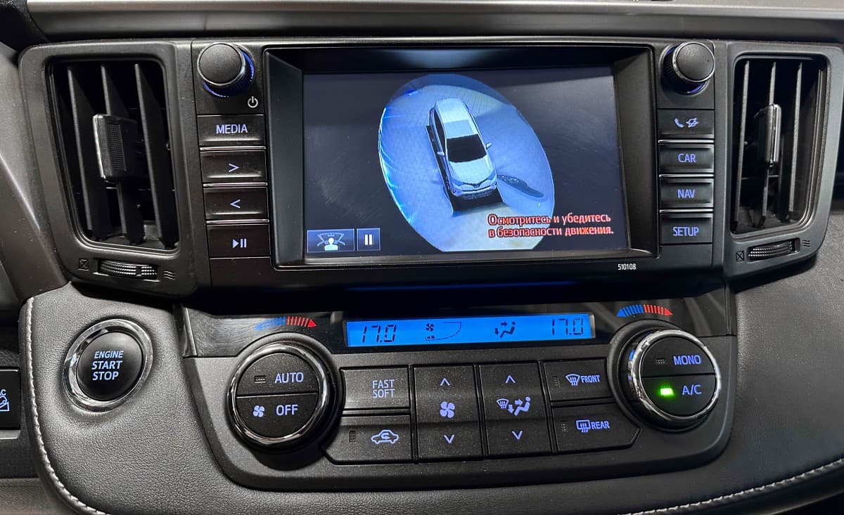 Toyota RAV4 - фото 22