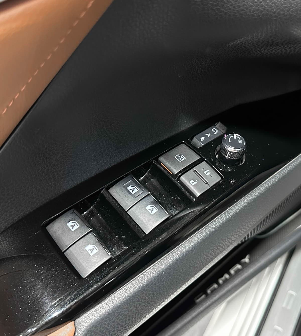 Toyota Camry - фото 18