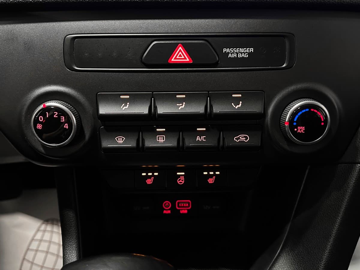 Kia Sportage - фото 24